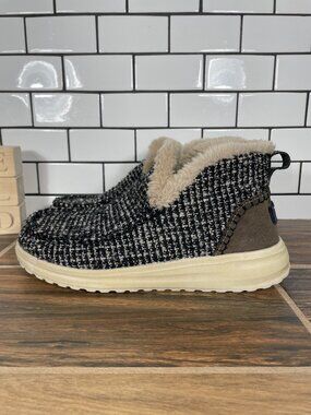 Hey Dude Denny Shoes Womens Size 8 Tan Black Pull On Casual Ankle Boot